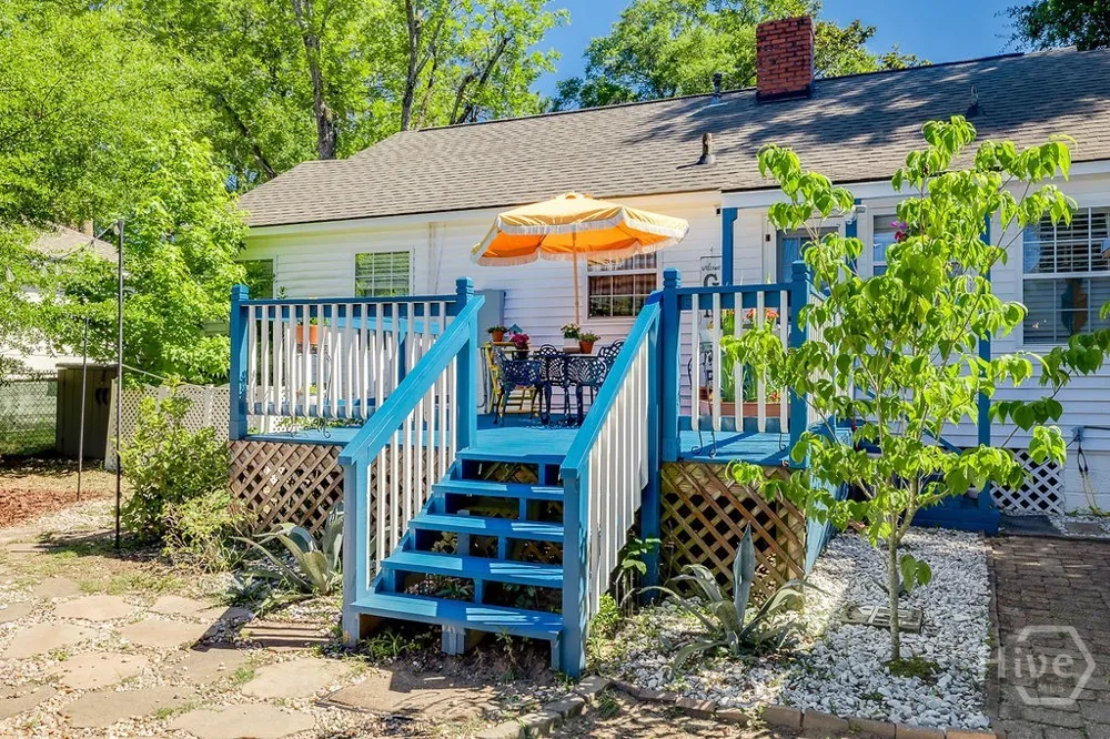 1610 E 50th Street Savannah, GA 31404