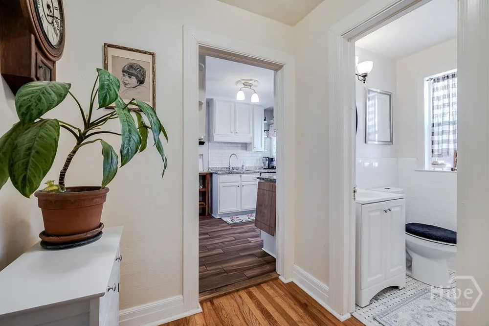 1610 E 50th Street Savannah, GA 31404