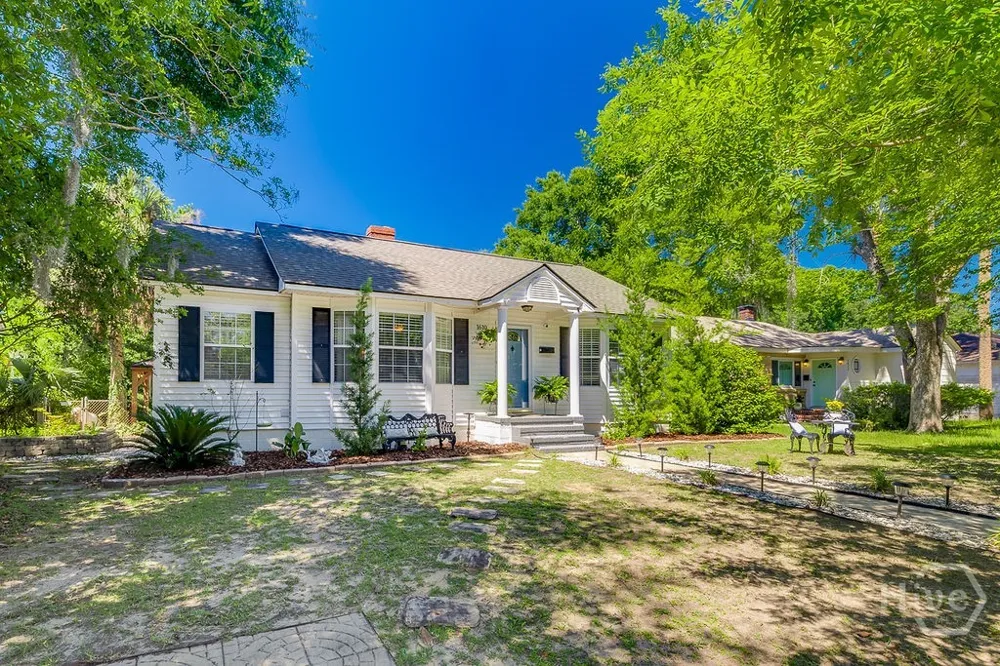 1610 E 50th Street Savannah, GA 31404
