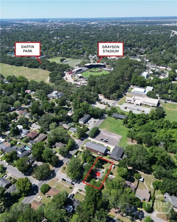 1610 E 50th Street Savannah, GA 31404