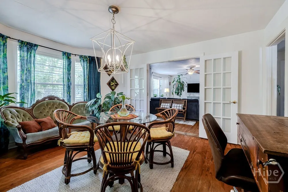 1610 E 50th Street Savannah, GA 31404