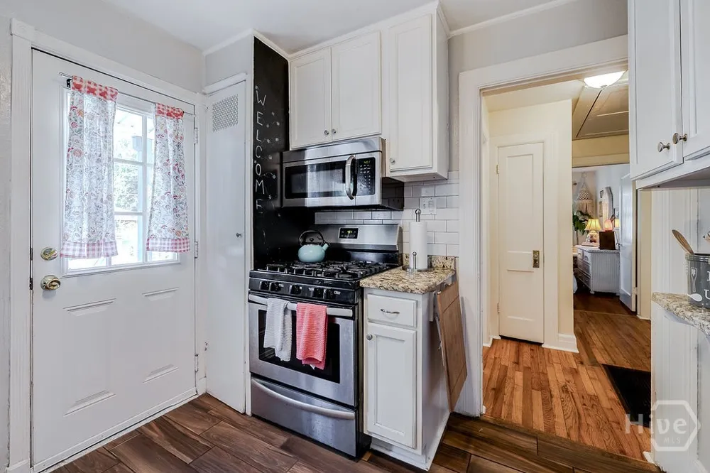 1610 E 50th Street Savannah, GA 31404