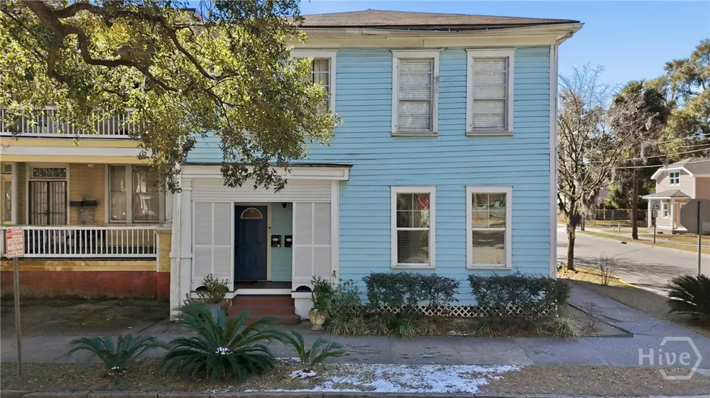 521 W 37th Street Savannah, GA 31415