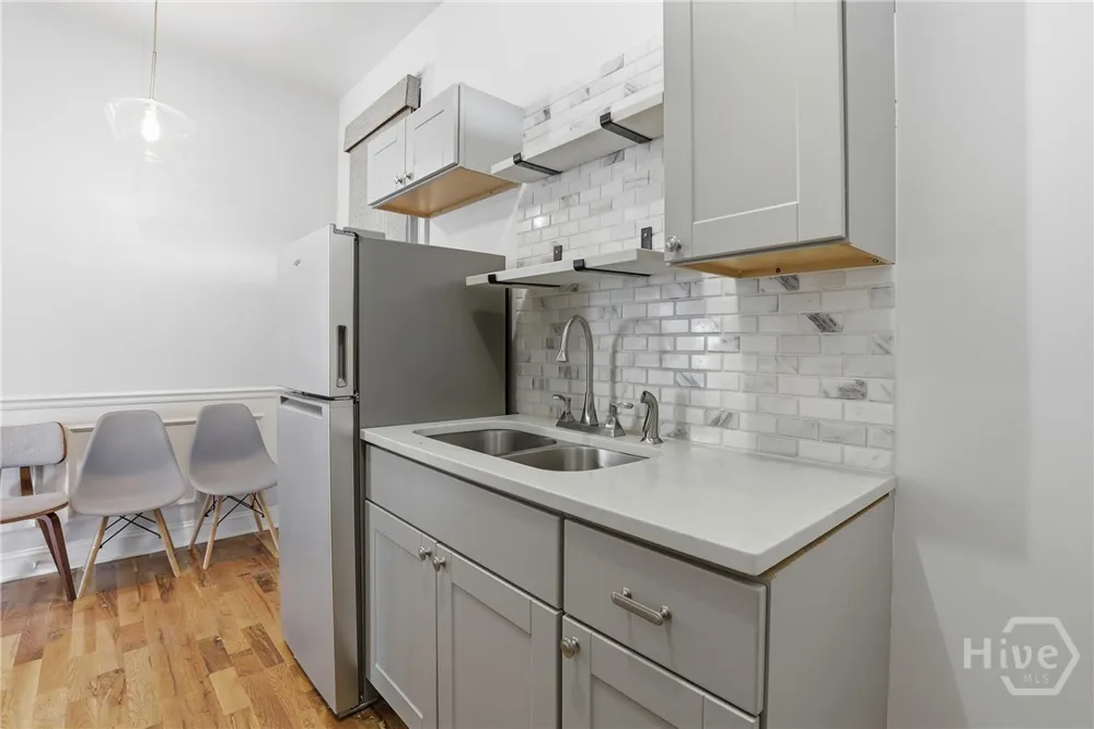 521 W 37th Street Savannah, GA 31415