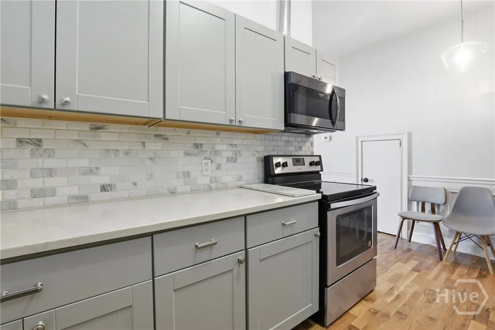 521 W 37th Street Savannah, GA 31415