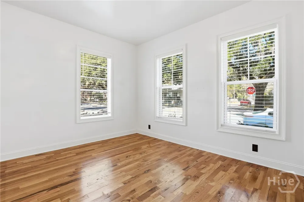 521 W 37th Street Savannah, GA 31415