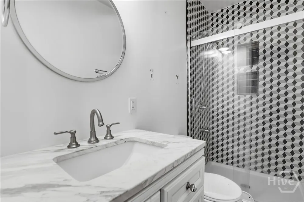 521 W 37th Street Savannah, GA 31415