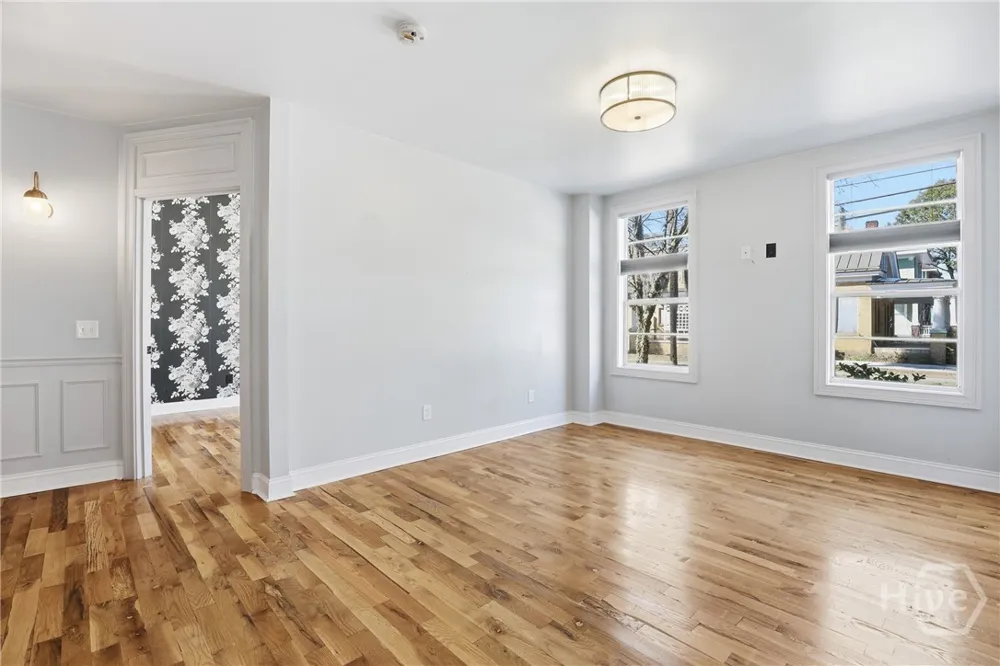 521 W 37th Street Savannah, GA 31415