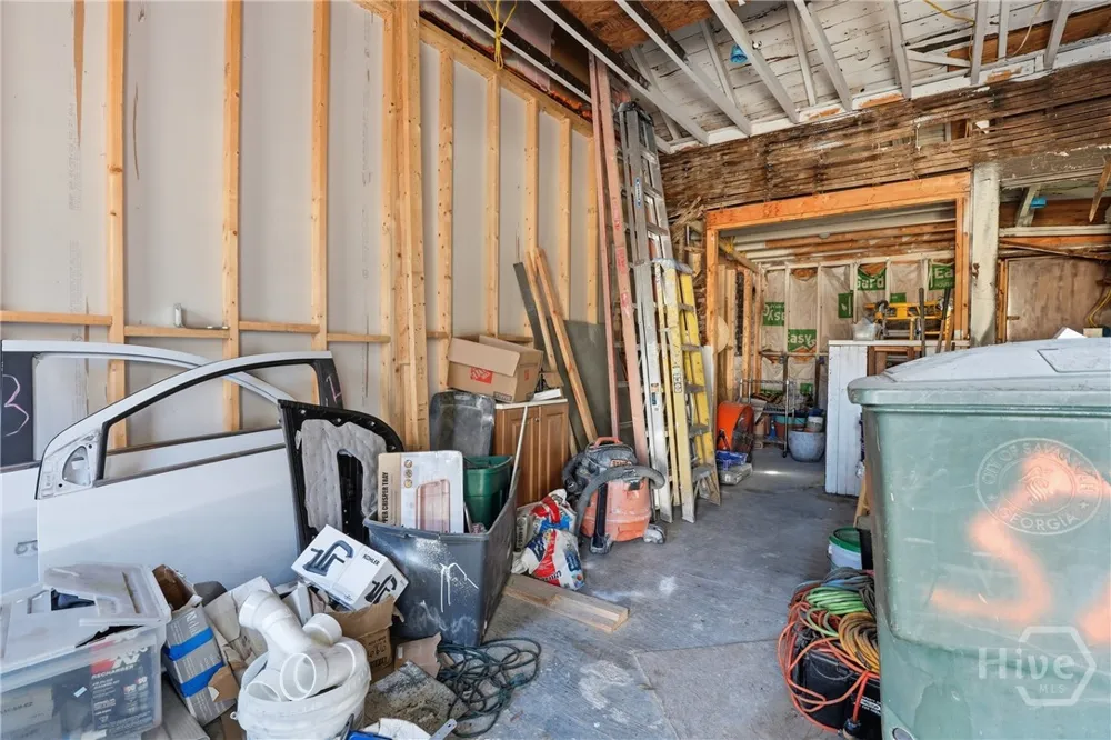 521 W 37th Street Savannah, GA 31415