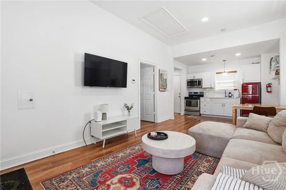 521 W 37th Street Savannah, GA 31415