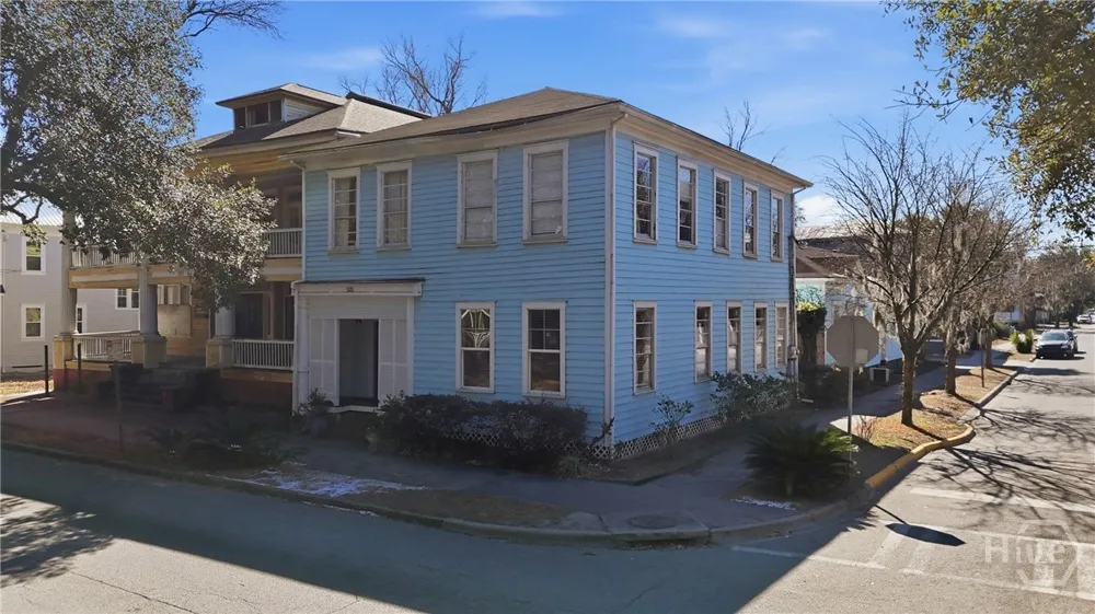 521 W 37th Street Savannah, GA 31415