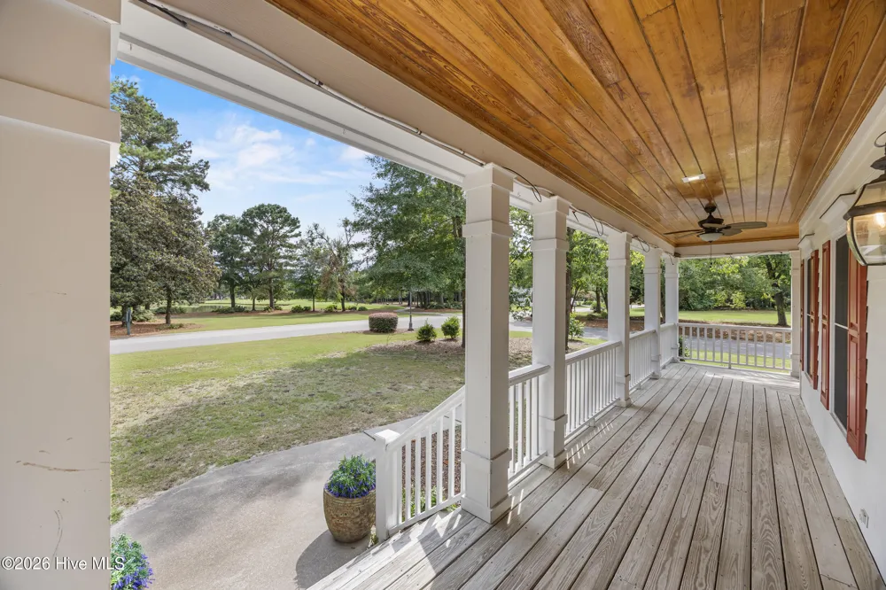 301 Red Fox Run Drive Wallace, NC 28466