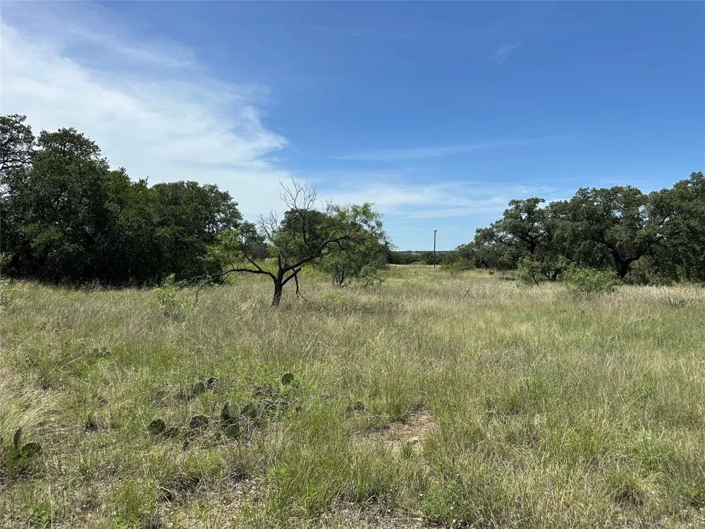 1078 Lake Breeze Drive Brownwood, TX 76801