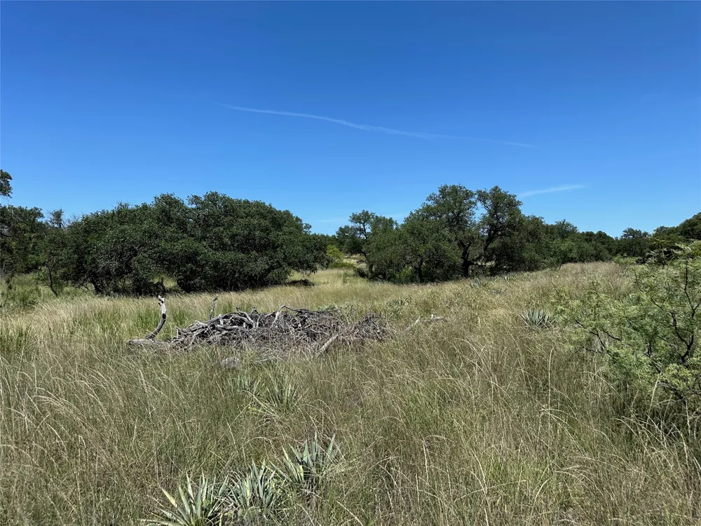 1078 Lake Breeze Drive Brownwood, TX 76801