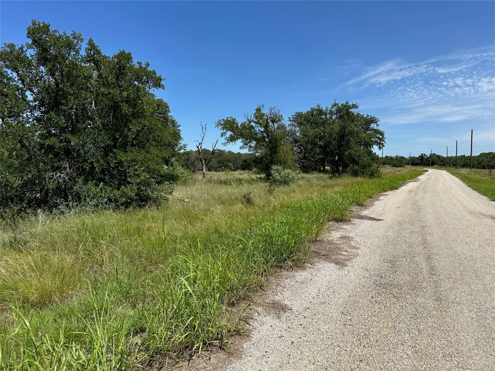 1078 Lake Breeze Drive Brownwood, TX 76801