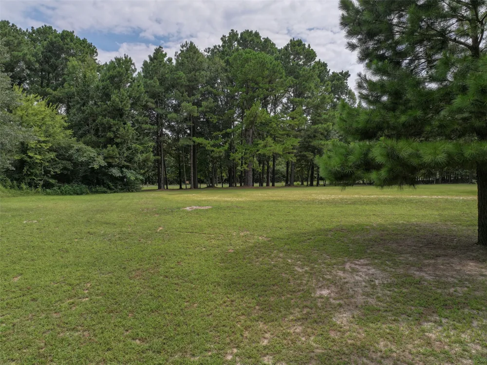 127 S County Road 1001 New Boston, TX 75570