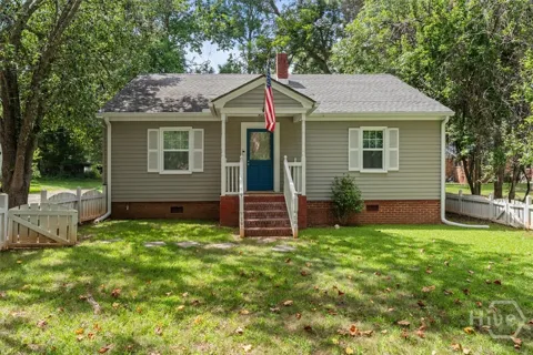 102 Oak Street