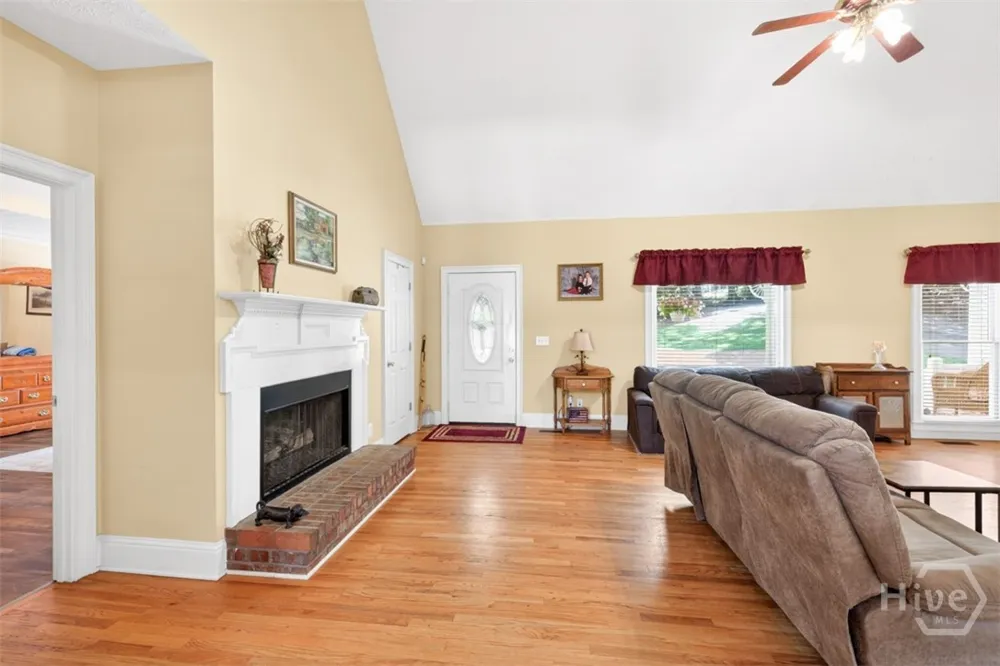 6 Adella Jefferson, GA 30549