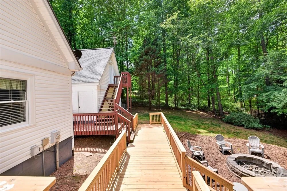 6 Adella Jefferson, GA 30549