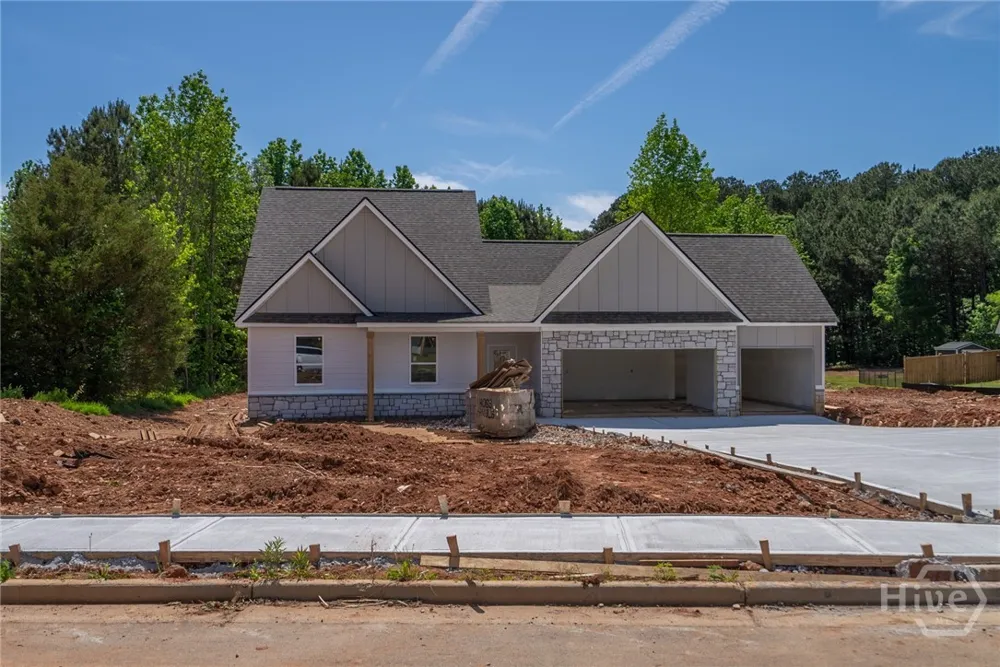 208 Squirrel run Good Hope, GA 30641