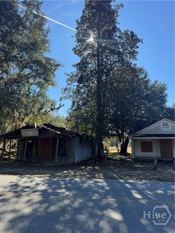353 Wilder Road Allenhurst, GA 31301