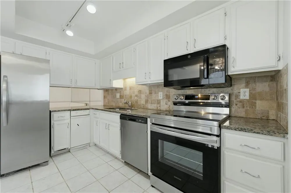 605 Serramonte Drive Marietta, GA 30068