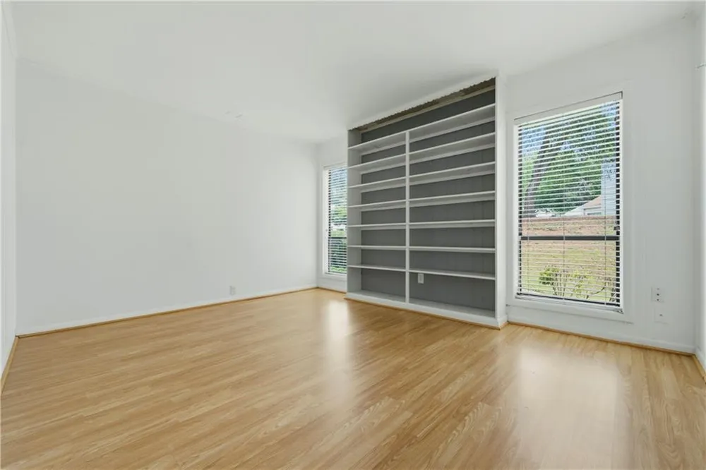 605 Serramonte Drive Marietta, GA 30068
