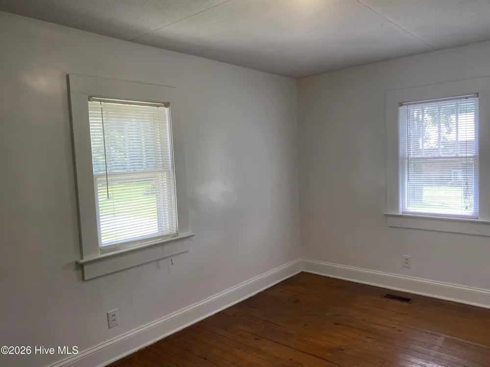 1317 Highland Drive Washington, NC 27889