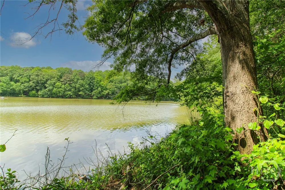 Address Not Shown Statham, GA 30666