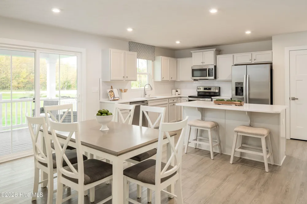 107 Bloom Street Moyock, NC 27958