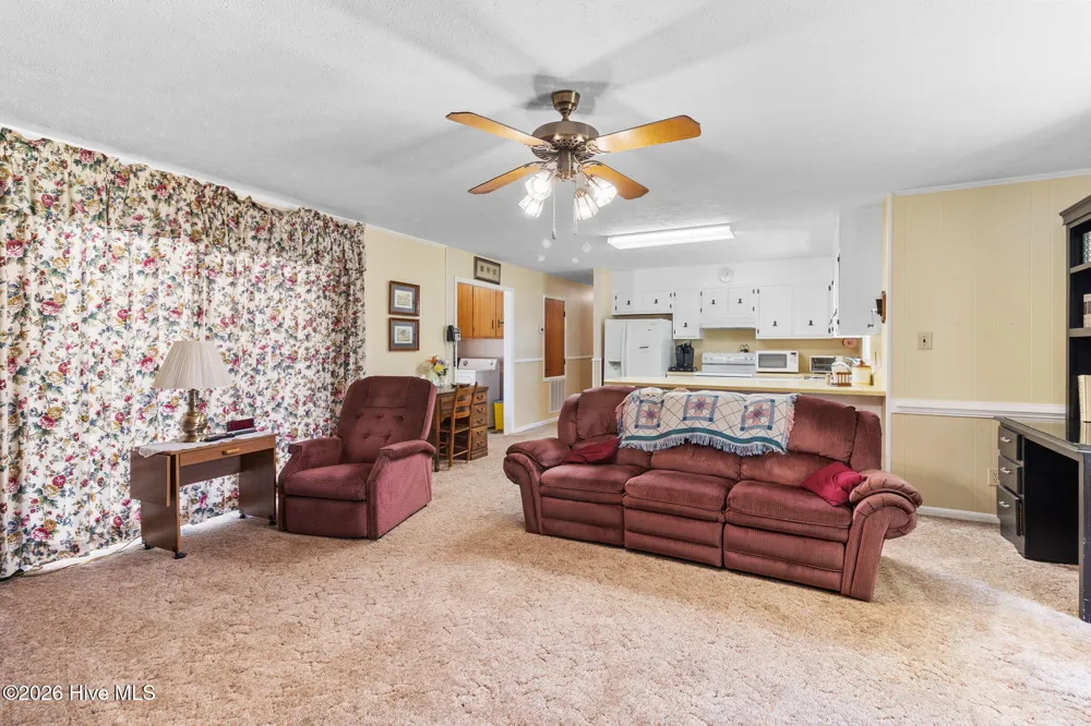 703 E Dr Martin L King Jr Boulevard Roseboro, NC 28382