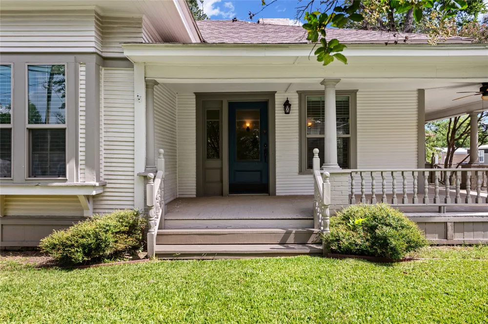 269 E Holley Street Alba, TX 75410