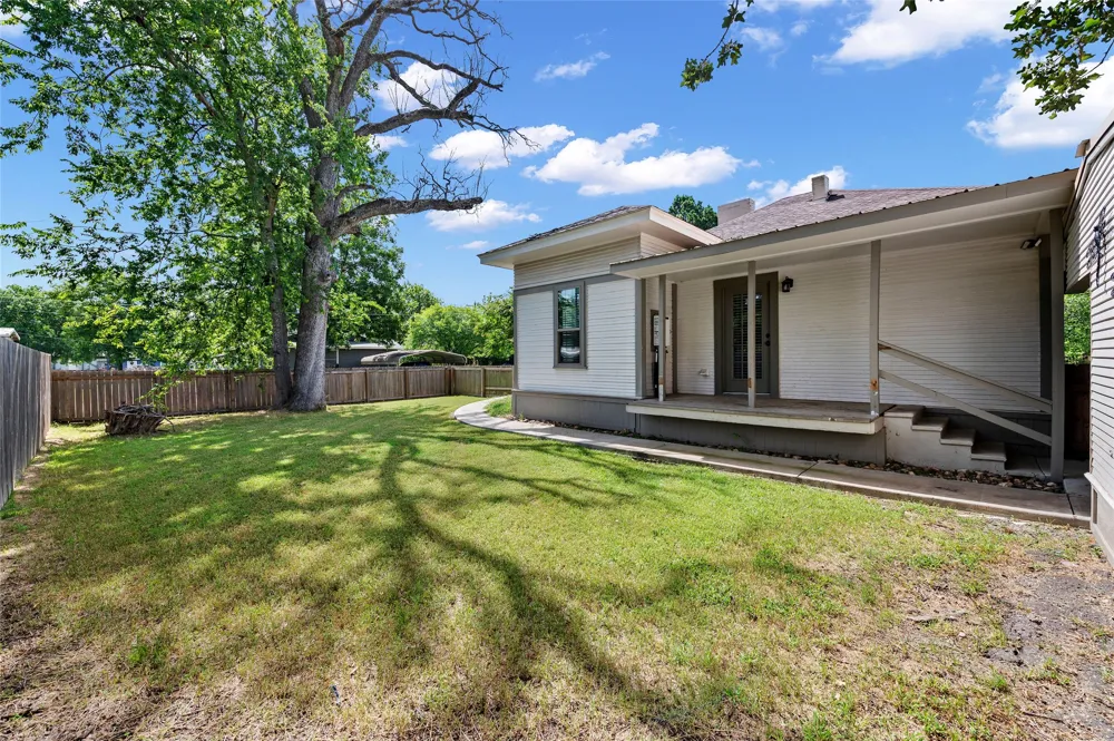 269 E Holley Street Alba, TX 75410