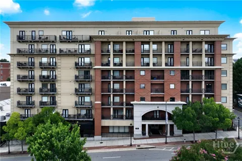 250 W Broad Street #612