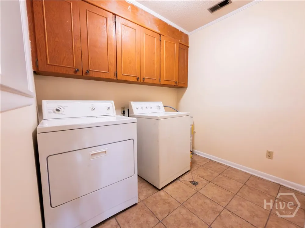 105 Edgewood Road Glennville, GA 30427