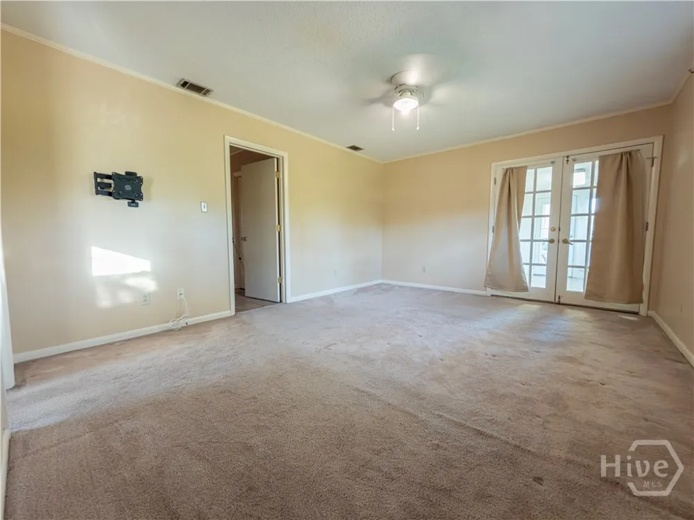 105 Edgewood Road Glennville, GA 30427