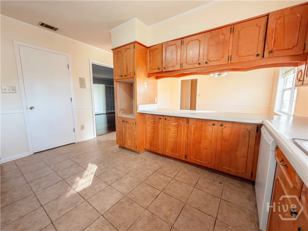 105 Edgewood Road Glennville, GA 30427