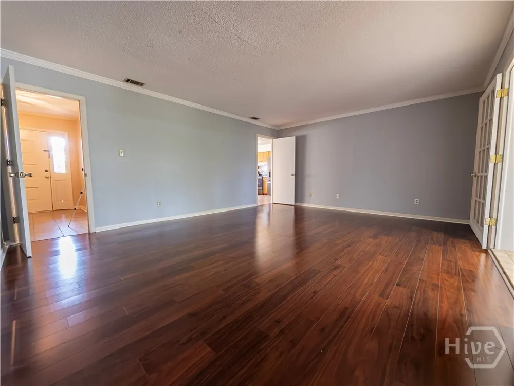 105 Edgewood Road Glennville, GA 30427