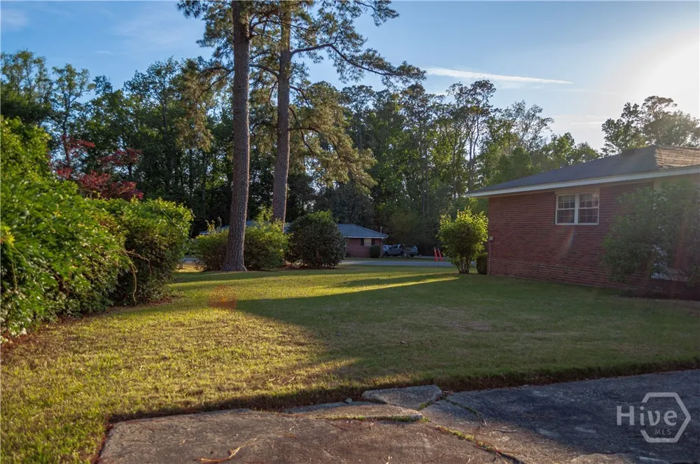 105 Edgewood Road Glennville, GA 30427