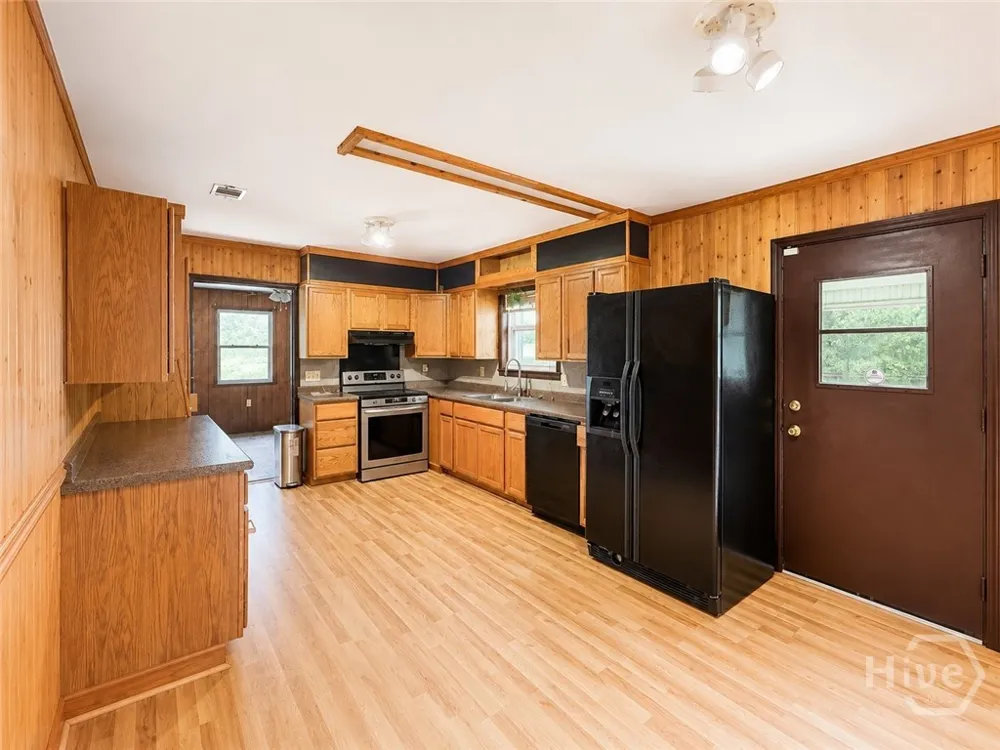 4599 Ga Highway 144 Glennville, GA 30427