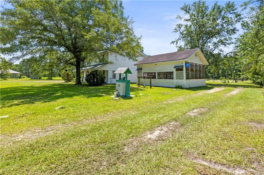 675 Foxwood Circle Jesup, GA 31545