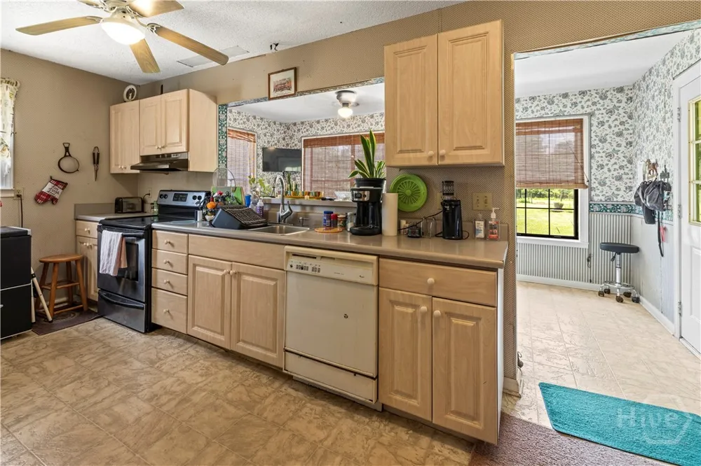 675 Foxwood Circle Jesup, GA 31545