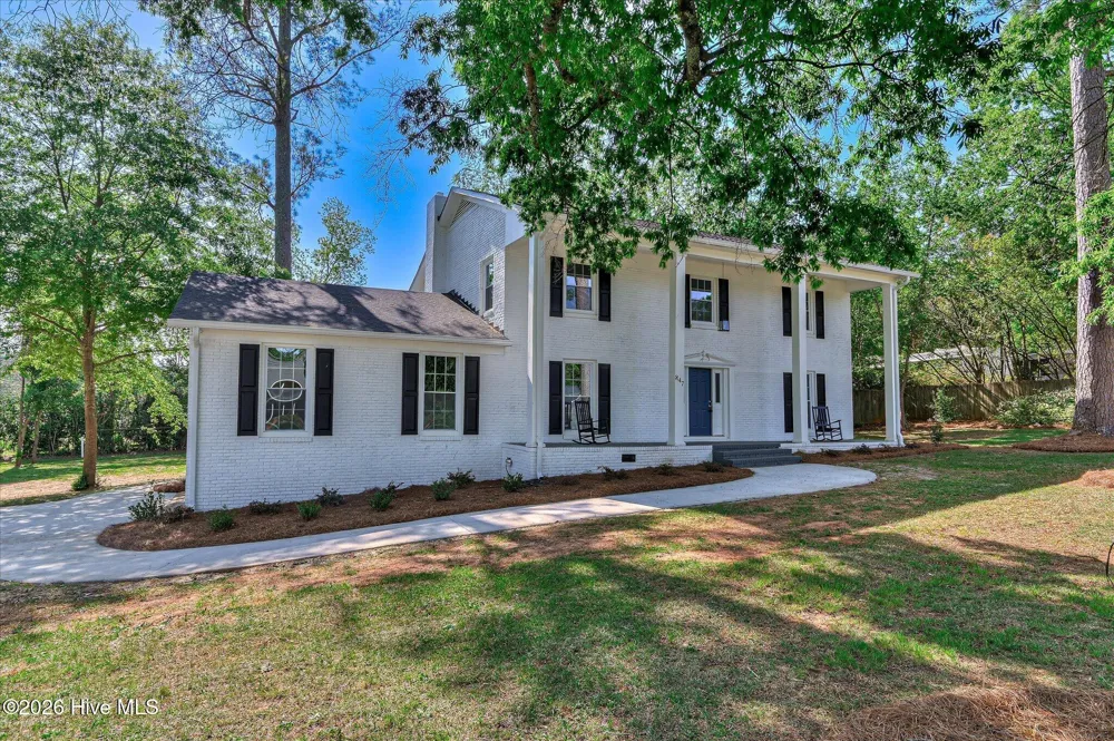 847 Hillcrest Street Edgefield, SC 29824