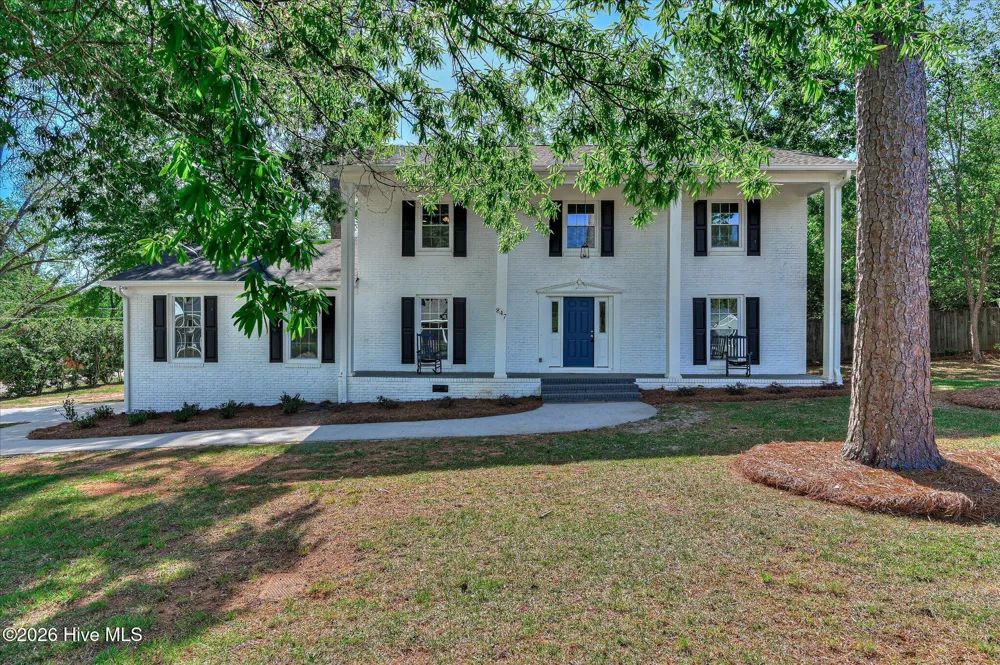 847 Hillcrest Street Edgefield, SC 29824