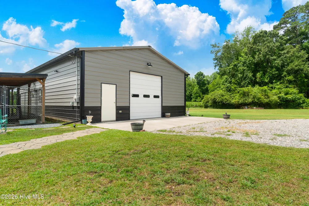 227 Country Club Trail Trenton, NC 28585