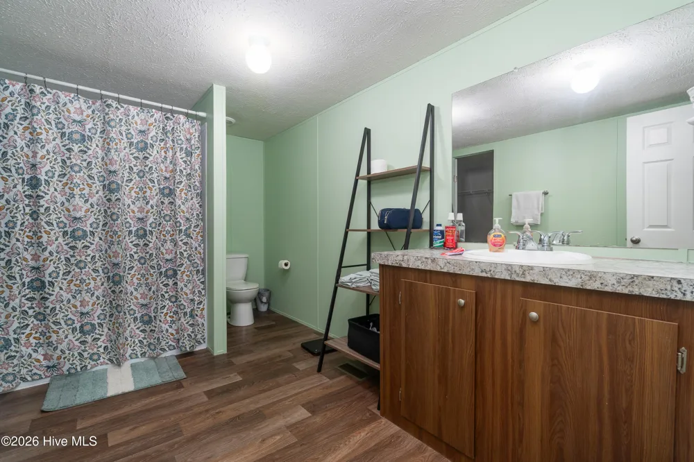 227 Country Club Trail Trenton, NC 28585