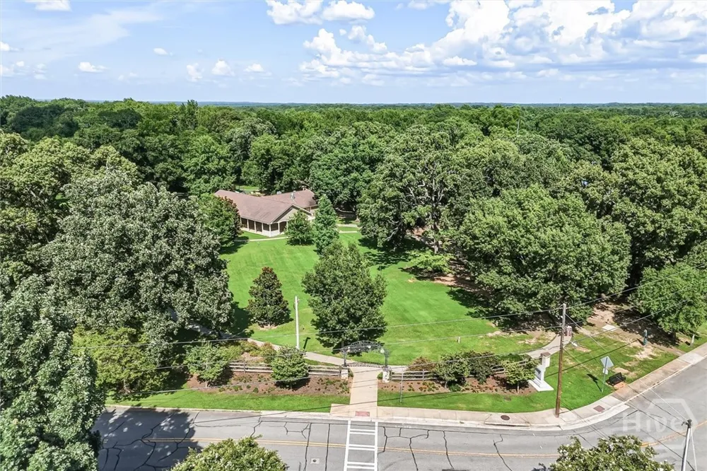 695 Parkview Drive Winterville, GA 30683