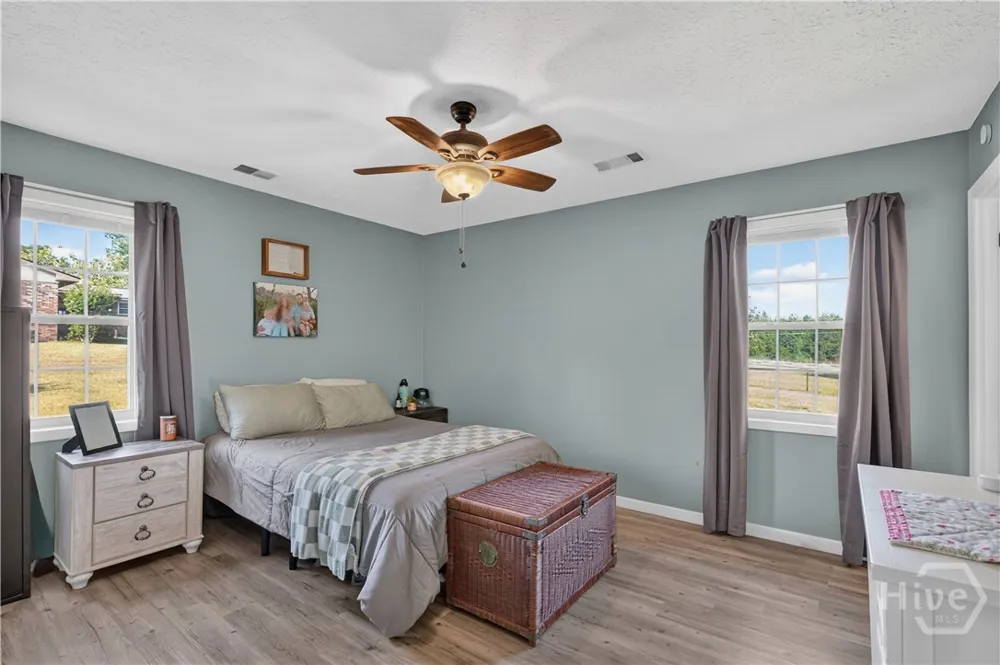 110 Queen Drive Glennville, GA 30427