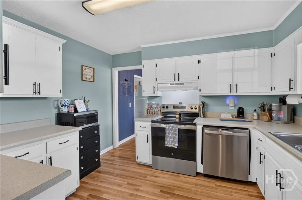 110 Queen Drive Glennville, GA 30427
