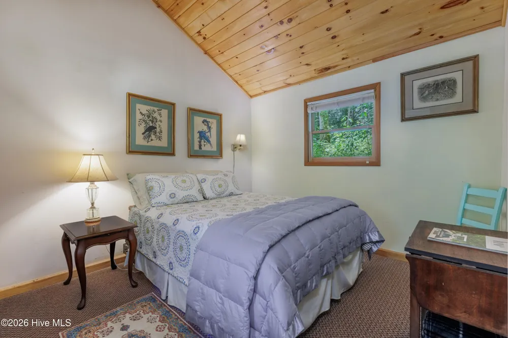 6488 Yellow Creek Road Robbinsville, NC 28771